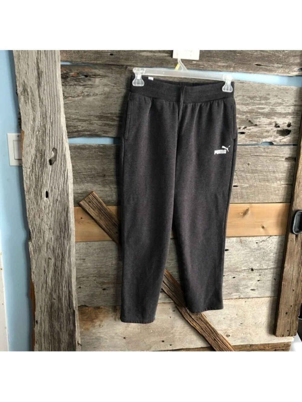 PUMA Size Small Grey Cropped Track Pants